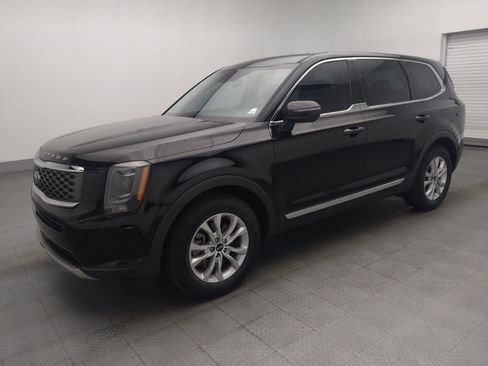 Used 2021 Kia Telluride LX FWD image 2