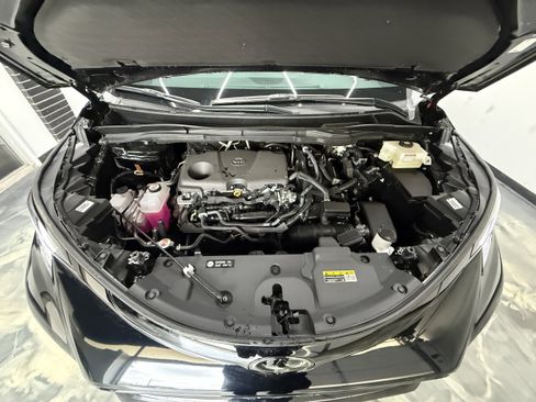 Used 2026 Toyota Sienna XSE AWD/4WD image 27