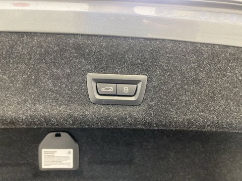 Used 2025 BMW 330i xDrive Sedan image 13