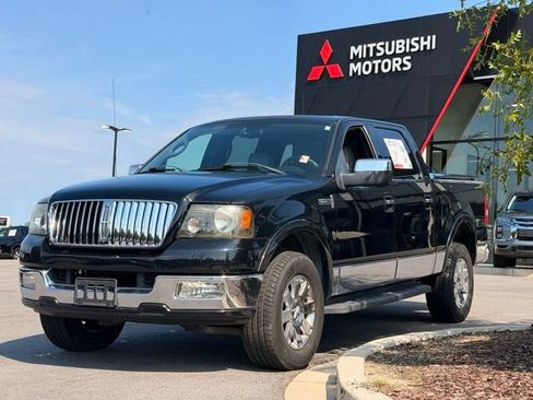 Used 2006 Lincoln Mark LT 4x4 image 8