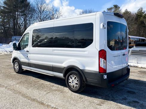 Used 2025 Ford Transit 350 XLT image 3