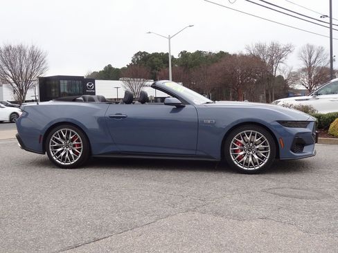 Certified 2025 Ford Mustang GT Premium image 3