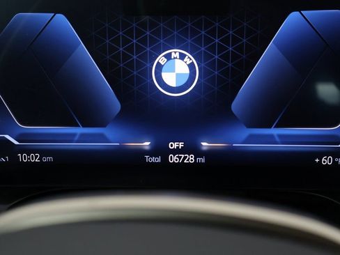 Used 2025 BMW X3 xDrive30i w/ Convenience Package image 16