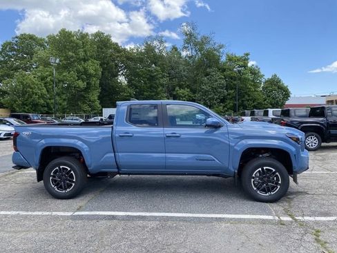 New 2026 Toyota Tacoma TRD Sport AWD/4WD image 2