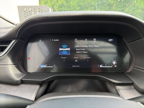 Certified 2023 Jeep Grand Cherokee L Overland w/ Rear Seat Video Group I AWD/4WD image 68