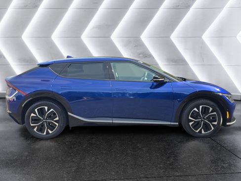 Used 2024 Kia EV6 Wind w/ Wind Technology Package RWD image 6