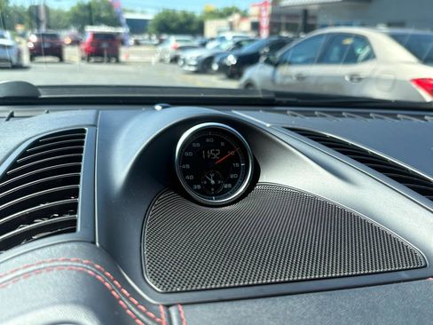 Used 2016 Porsche Cayenne GTS AWD/4WD image 18