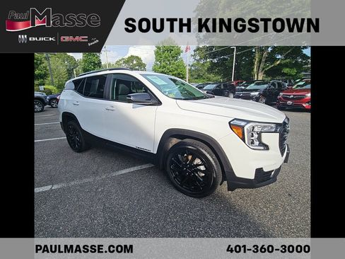Certified 2024 GMC Terrain SLE w/ Driver Convenience Package AWD/4WD image 3