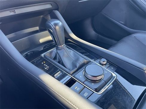 Used 2019 MAZDA MAZDA3 Hatchback w/ Premium Package image 20