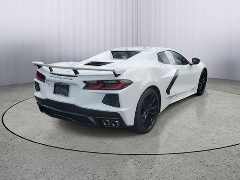 Used 2025 Chevrolet Corvette 3LT Convertible 1-Owner w/ Z51 Performance Package image 4
