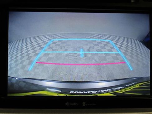 Used 2015 Toyota Highlander XLE image 5