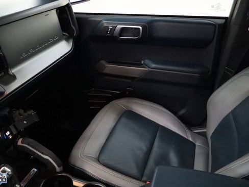 Used 2021 Ford Bronco First Edition image 25