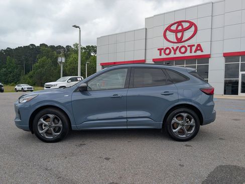 Used 2024 Ford Escape ST-Line FWD image 2