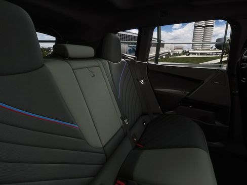 Used 2026 BMW iX xDrive45 w/ M Sport Package image 39