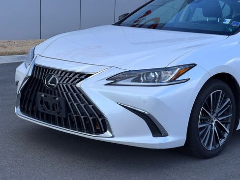 Used 2022 Lexus ES 350 w/ Premium Package image 35
