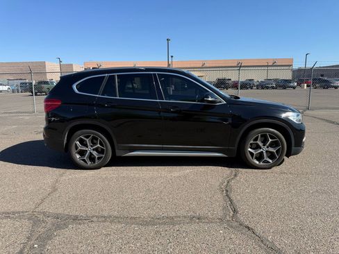 Used 2018 BMW X1 sDrive28i w/ Convenience Package image 4