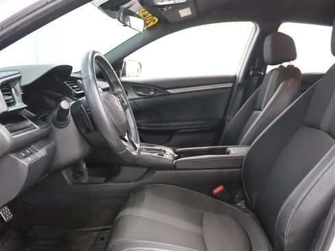 Used 2021 Honda Civic Sport image 11