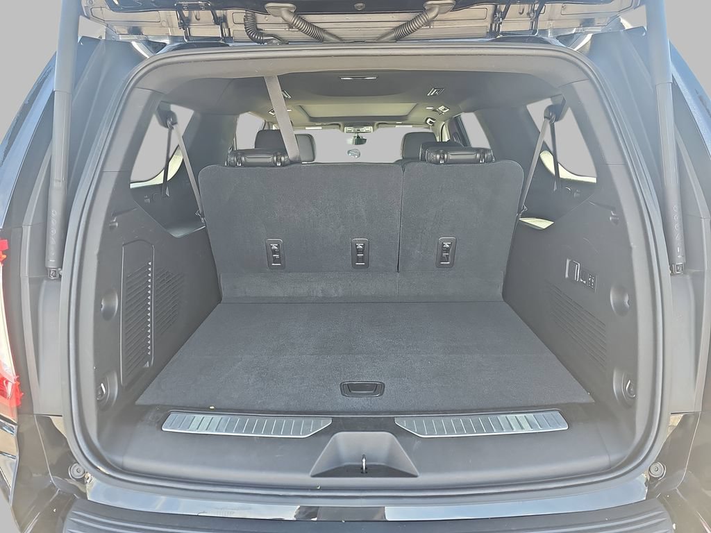 Certified 2021 GMC Yukon XL Denali w/ Denali Premium Package AWD/4WD image 17
