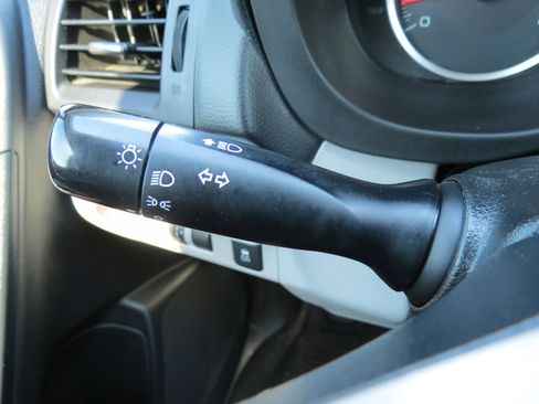 Used 2015 Subaru Forester 2.5i Premium w/ All-Weather Package image 14