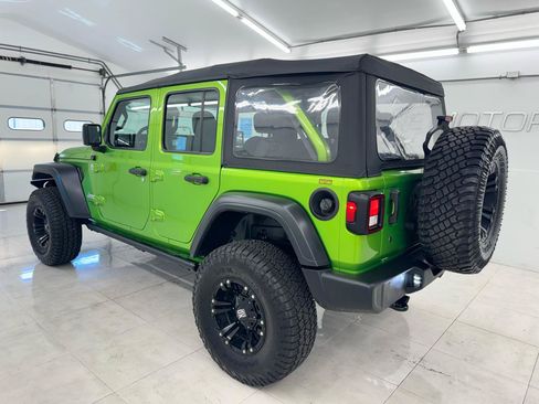 Used 2019 Jeep Wrangler Unlimited Sport AWD/4WD image 8