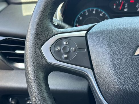 Used 2021 Chevrolet Traverse LS FWD image 28