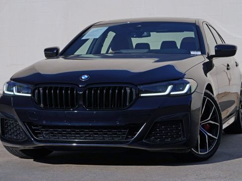 Used 2023 BMW 530i xDrive w/ M Sport Package AWD/4WD image 3