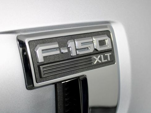 Used 2022 Ford F150 XLT w/ Trailer Tow Package AWD/4WD image 11
