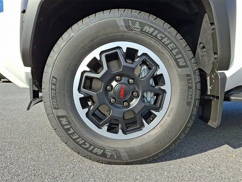 New 2025 Toyota 4Runner TRD Off-Road image 18