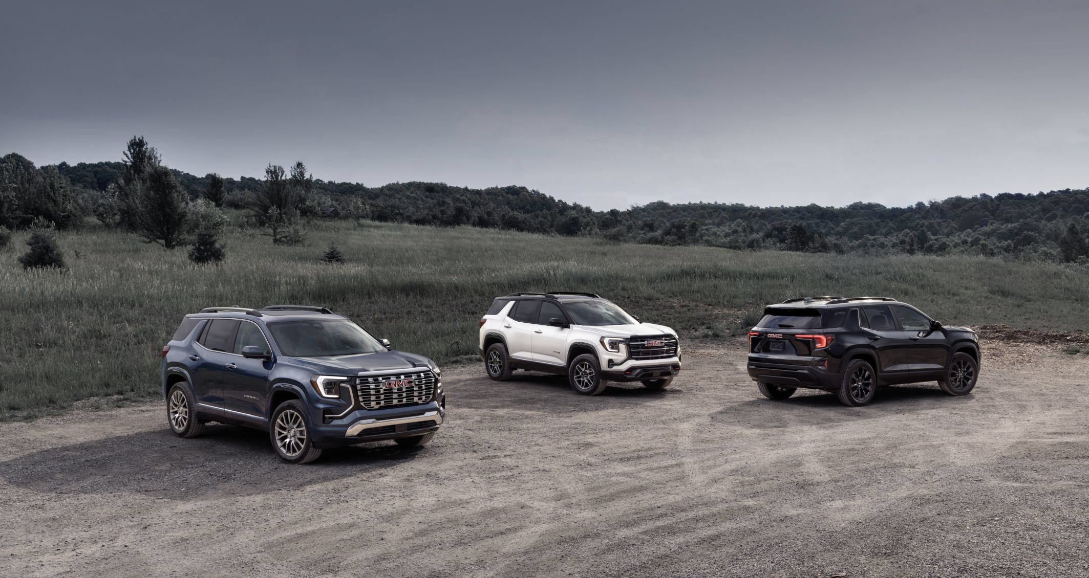 New 2027 GMC Terrain AT4 w/ Convenience Package III AWD/4WD image 3