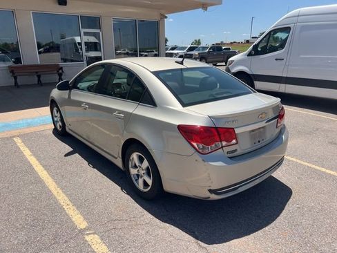 Used 2013 Chevrolet Cruze LT w/ RS Package FWD image 5