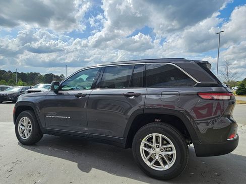 New 2026 Jeep Grand Cherokee Laredo X AWD/4WD image 5