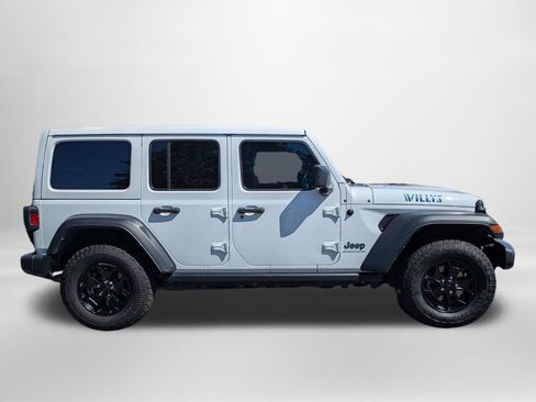 Used 2023 Jeep Wrangler Unlimited w/ Sun & Screen Package AWD/4WD image 3