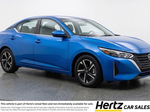 Used 2025 Nissan Sentra SV image 1
