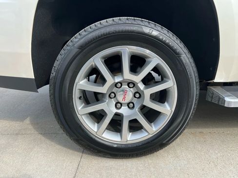 Used 2015 GMC Yukon Denali w/ Open Road Package image 67