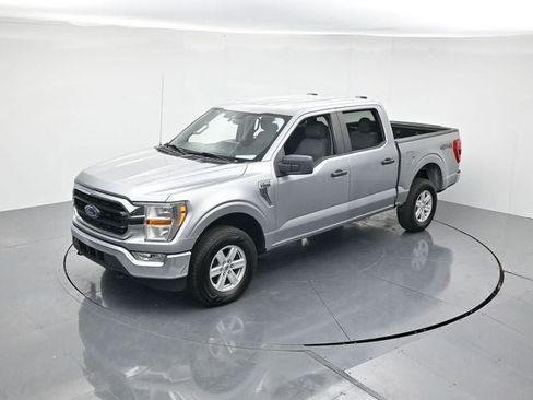 Used 2021 Ford F150 XLT image 46