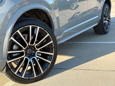 New 2026 Volvo XC90 B6 Ultra w/ Protection Package Premier image 8