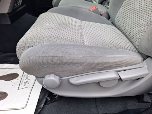 Used 2013 Toyota Tundra 2WD CrewMax image 14