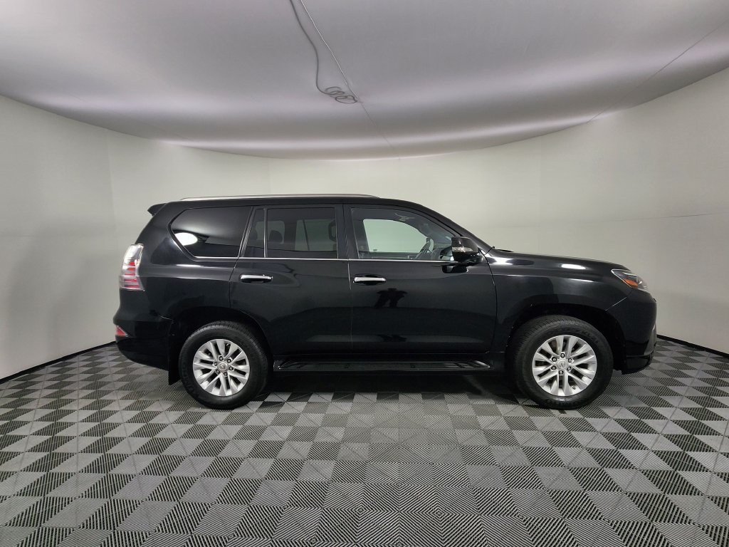 Used 2021 Lexus GX 460 Premium w/ Premium Package AWD/4WD image 6