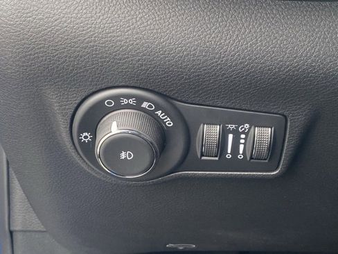 New 2026 Jeep Compass Limited image 26