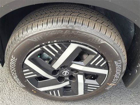 New 2026 Nissan Kicks SV image 12