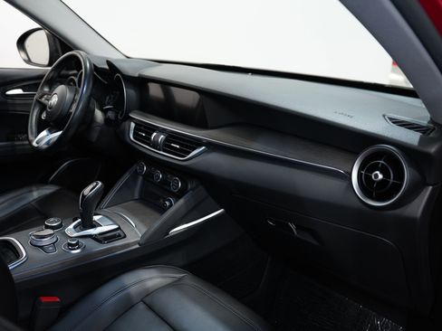 Used 2021 Alfa Romeo Stelvio Ti w/ Nero Edizione image 35