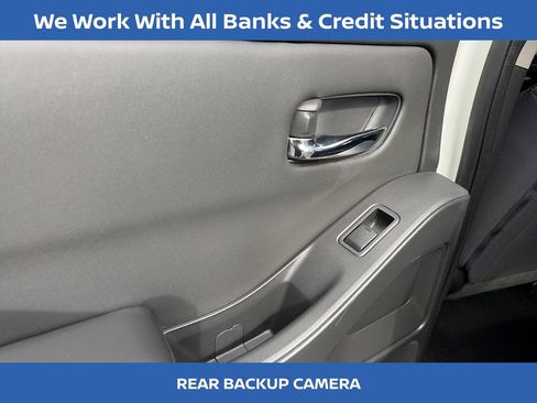 Certified 2024 Nissan Frontier SV image 25