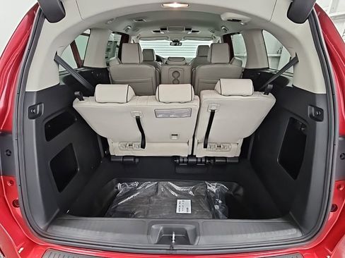 New 2026 Honda Odyssey Touring image 36