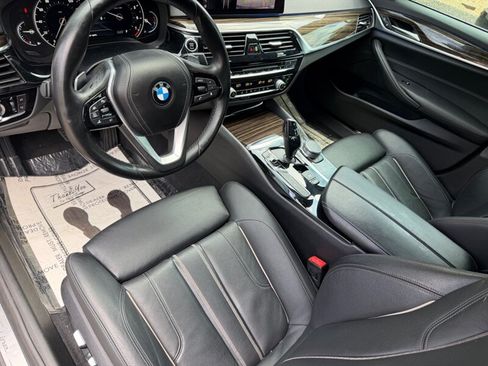 Used 2019 BMW 540i RWD image 15