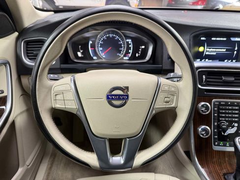 Used 2016 Volvo S60 T5 Premier FWD image 12