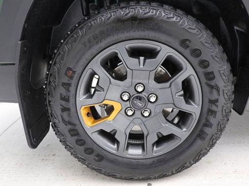 Used 2025 Ford Maverick Tremor image 15