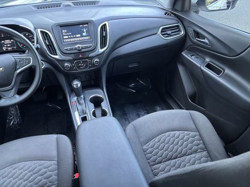 Used 2018 Chevrolet Equinox LT FWD image 23
