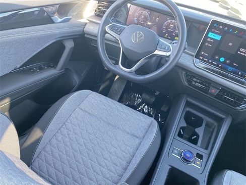 New 2025 Volkswagen Tiguan S image 10