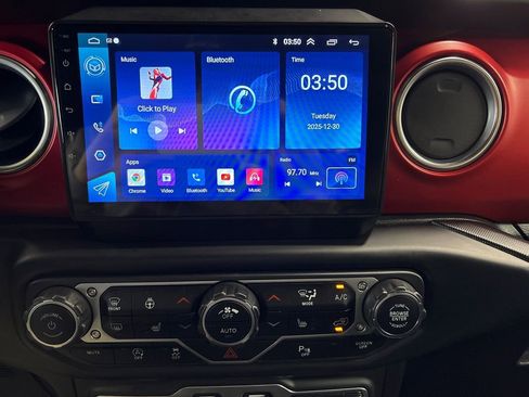 Used 2018 Jeep Wrangler Rubicon image 28