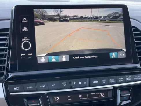 Certified 2026 Honda Odyssey EX-L image 17